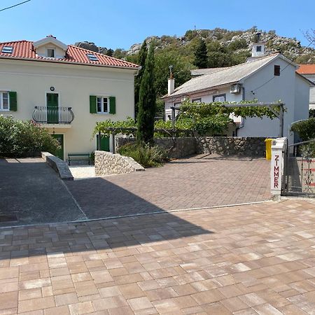 Apartment Barbina Kastelina Свети Юрай Екстериор снимка
