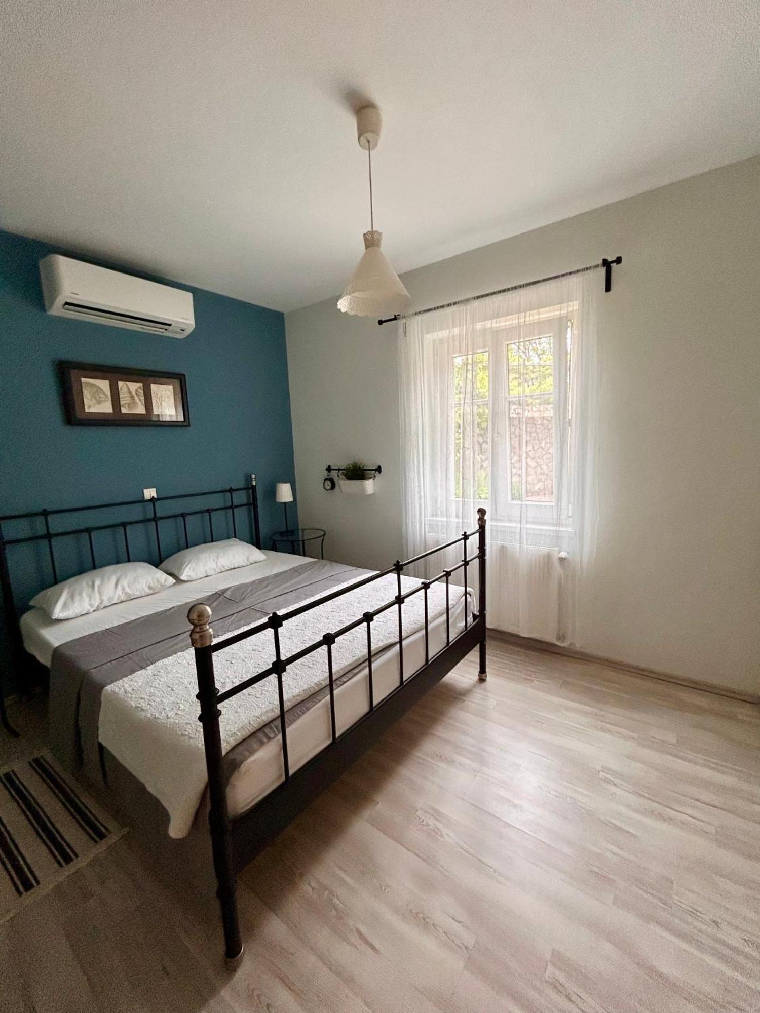 Apartment Barbina Kastelina Свети Юрай Екстериор снимка