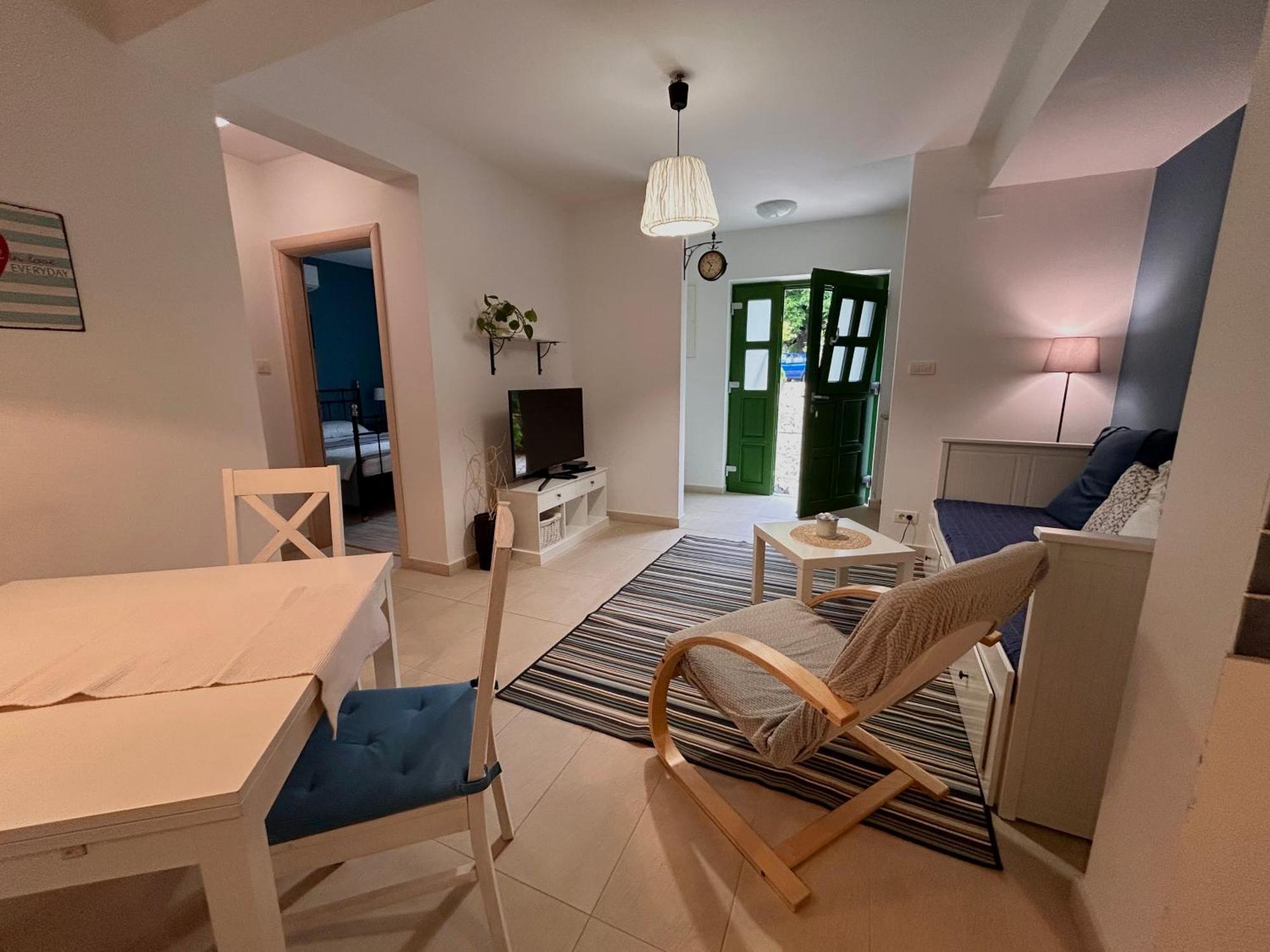 Apartment Barbina Kastelina Свети Юрай Екстериор снимка