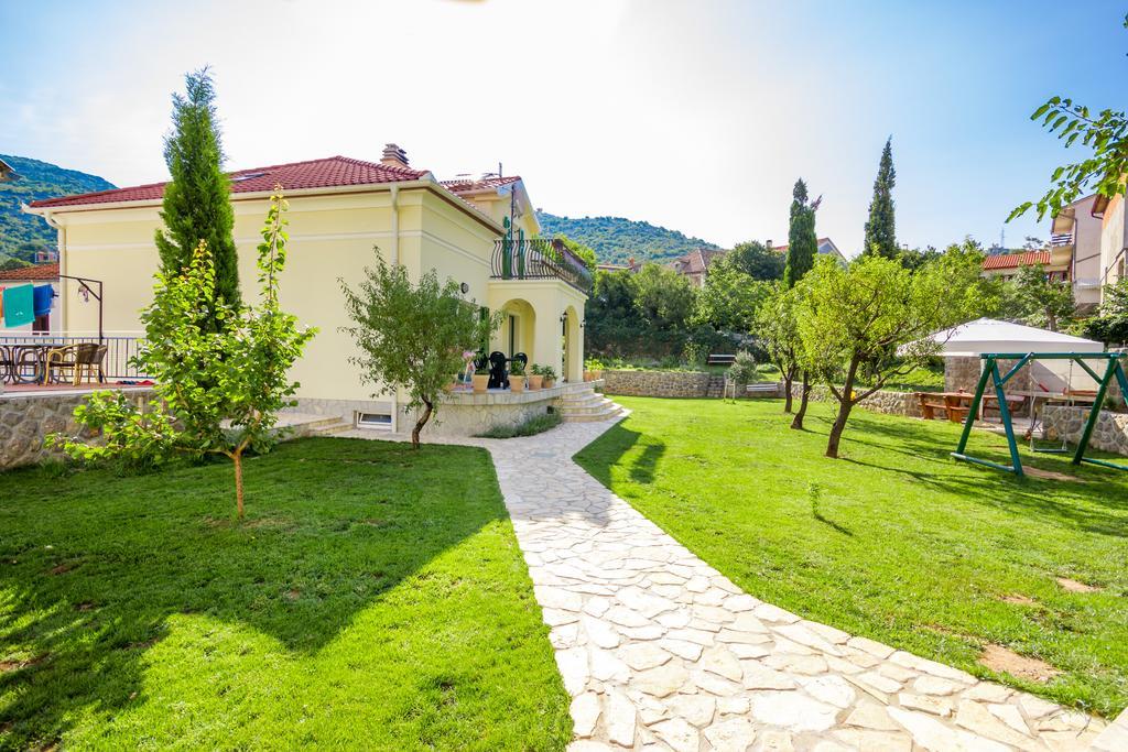 Apartment Barbina Kastelina Свети Юрай Екстериор снимка