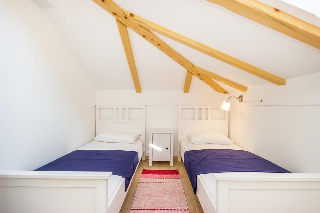 Apartment Barbina Kastelina Свети Юрай Екстериор снимка